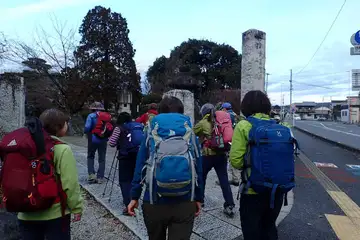 観音寺の山門