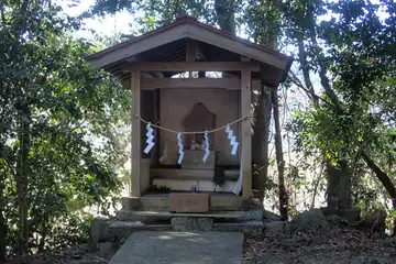 弁天社の小祠