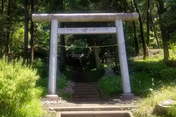 上田明神社の石鳥居