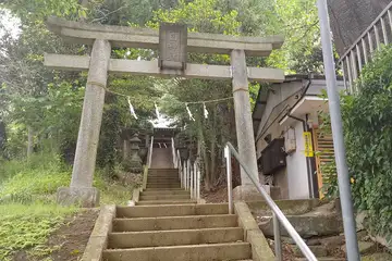 白神社の鳥居