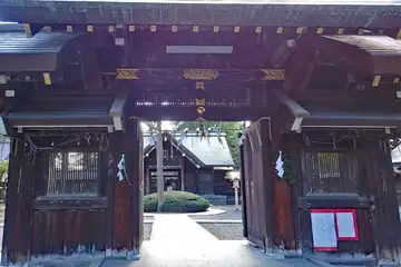 琴似神社の神門