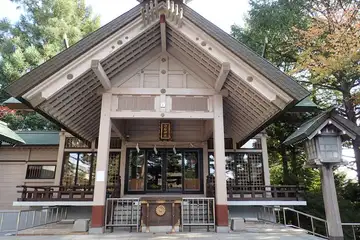 白石神社の拝殿