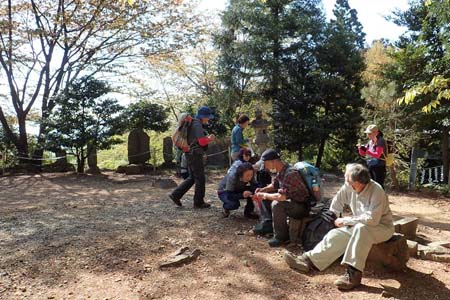 今倉山から刈寄山・今熊山の山頂