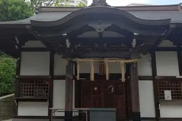 白旗神社の拝殿