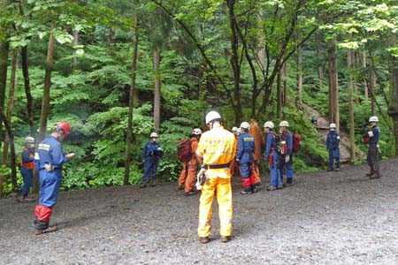 金比羅山と南沢あじさい山・遭難対策訓練