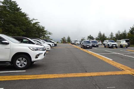 幕岩から二ッ塚・御殿場新五合目の駐車場