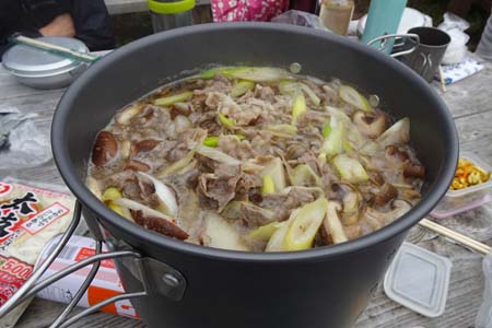 小仏城山から高尾山・いも煮が出来上がりました