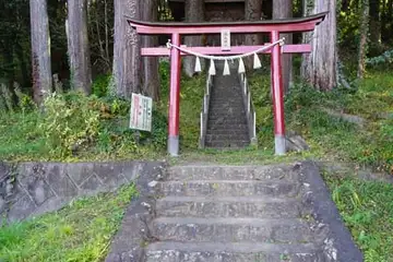 高尾神社の石段