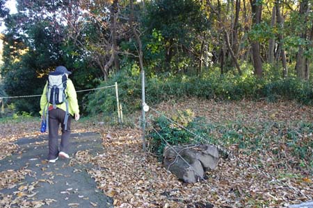 はるひ野駅から黒川駅・薄いふみ跡を右に