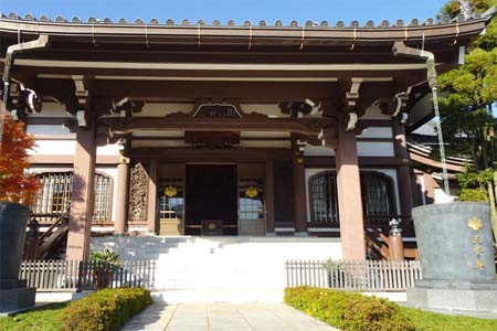横浜市神奈川区・本覚寺の本堂