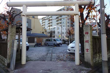 横浜市神奈川区・神明社の鳥居