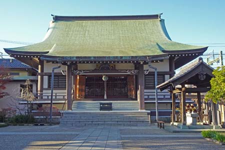 横浜市神奈川区・能満寺の本堂
