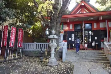 笠のぎ稲荷神社の拝殿