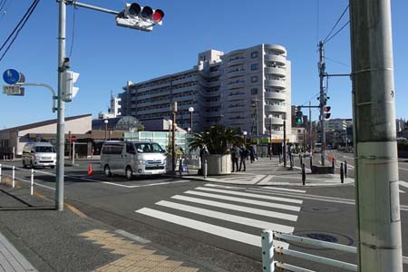 よこやまの道・唐木田駅