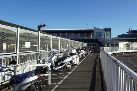 よこやまの道・たどり着いたはるひ野駅