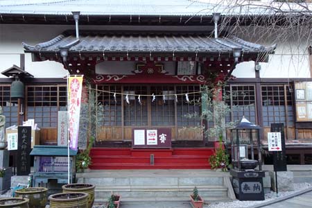 三浦市・妙音寺の本堂