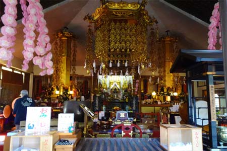 三浦市・延寿寺の本堂