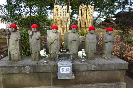 横浜市瀬谷区・西福寺の六地蔵