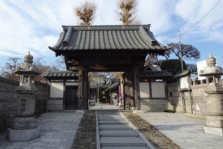 横浜市瀬谷区・宗川寺の山門