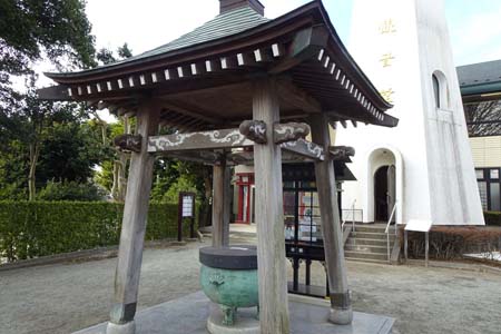 茅ヶ崎市・白峰寺の香炉