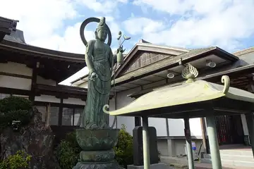 善谷寺の恵日観音