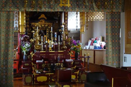 茅ヶ崎市・妙伝寺の本堂