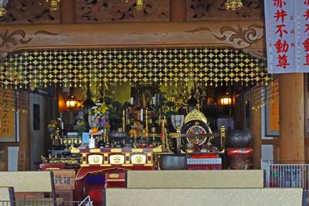 横浜市金沢区・正法院の本堂