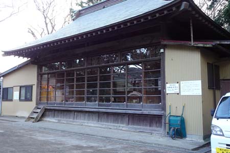 横浜市泉区・御霊神社の神楽殿