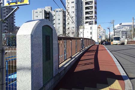 藤沢市・境川を渡る大道橋