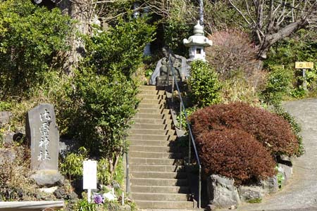 藤沢市・御霊神社の石段