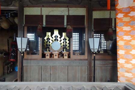 東村山市・八坂神社の拝殿