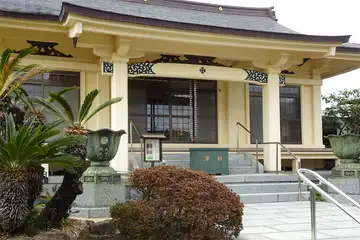 泉光院の本堂
