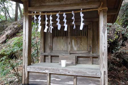 寄居町・姥宮神社の摂社