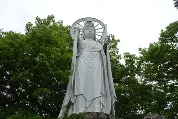 護国観音