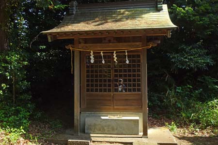 横浜市泉区・左馬神社の摂社