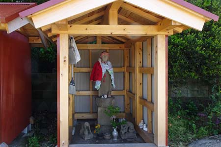 横浜市泉区・飯田神社のお地蔵さん