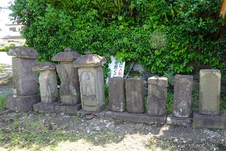 横浜市泉区・飯田神社の庚申塚