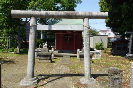 横浜市瀬谷区・若宮八幡宮の稲荷社