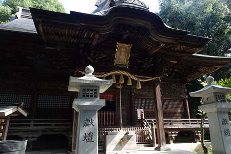 大多摩ウォーキングトレイルＡ－１・境内に拝殿