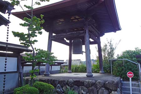 大多摩ウォーキングトレイルＡ－１・宗建寺の鐘楼