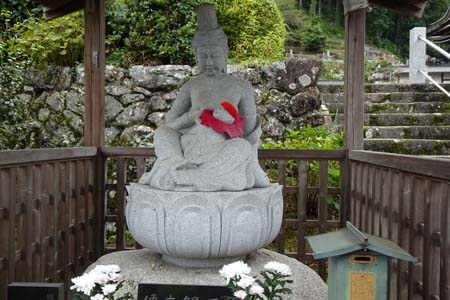 青梅市・即清寺の慈母観音