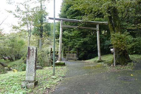 大多摩ウォーキングトレイルＡ－２・愛宕神社の神橋