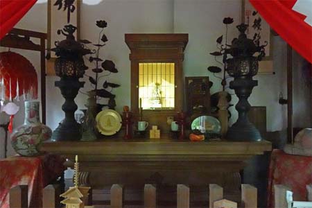 青梅市・寒山寺の本堂
