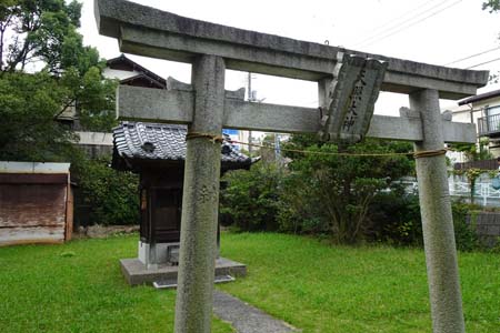 横浜市磯子区・氷取沢神社の天照大神を祀る摂社