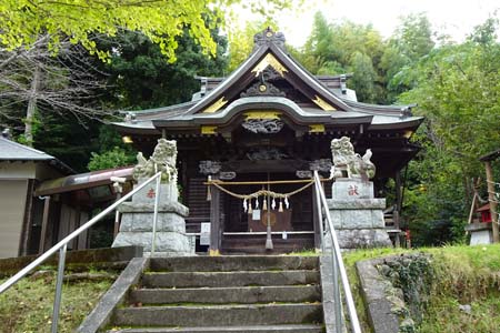 町田市・小野神社の拝殿