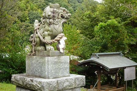 町田市・小野神社の狛犬