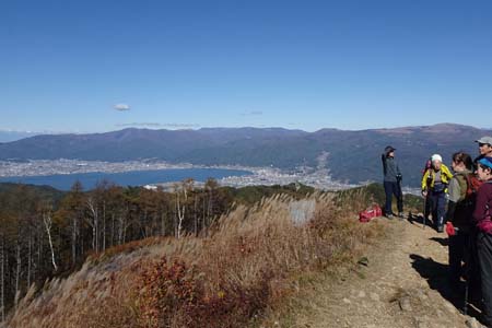 守屋山・展望が広がる守屋山東峰