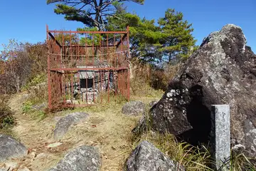 守屋神社の奥ノ院