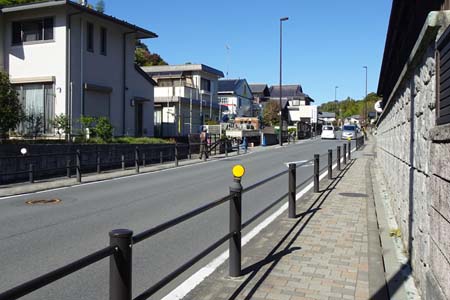 町田市・小野路中宿バス停
