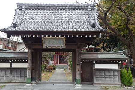 横浜市栄区・法安寺の山門